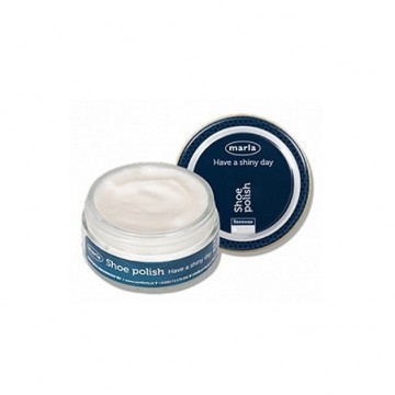 Marla schoenpoets in 50 verschillende kleuren